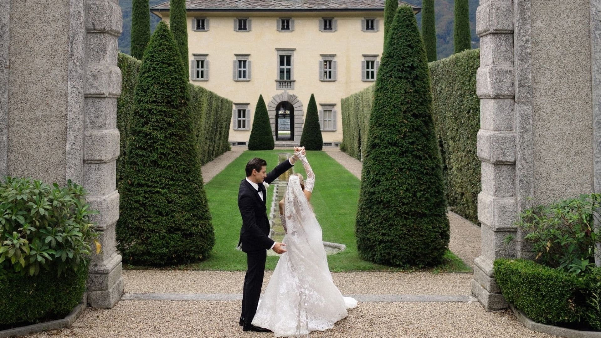 A LAKE COMO LOVE STORY (1)